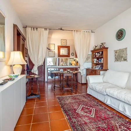 The Nice Flat * Puntaldia
